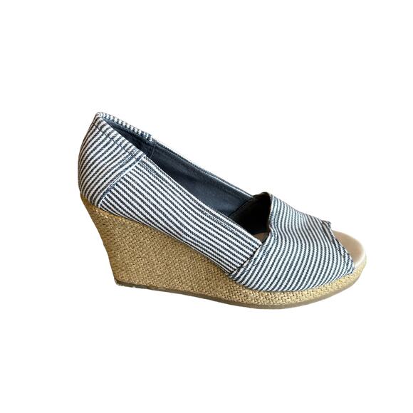 Report Open Toe Espadrille Wedge Heels Blue & White Stripe Canvas 6.5 - Picture 1 of 9